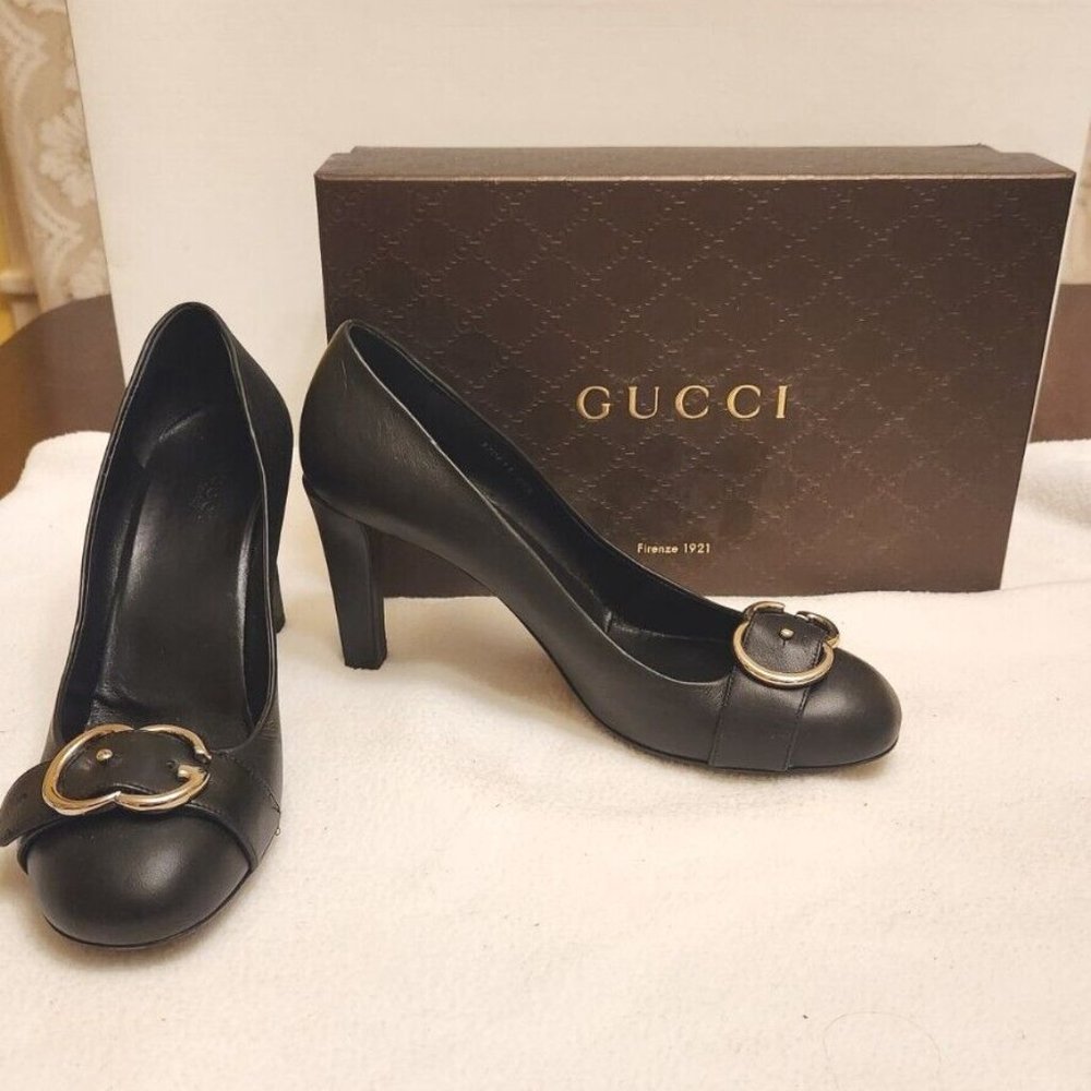 Gucci Sachalin Black Leather Logo Pumps sz 39.5